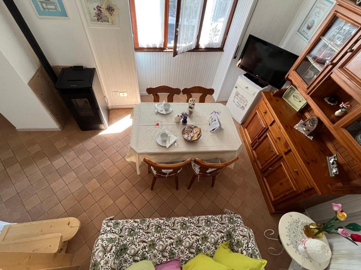 Casa Elena Apartment Sueglio Екстериор снимка