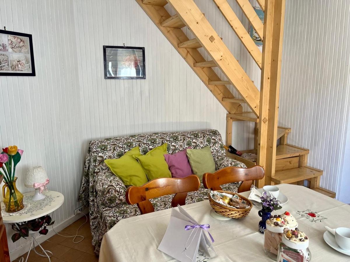 Casa Elena Apartment Sueglio Екстериор снимка