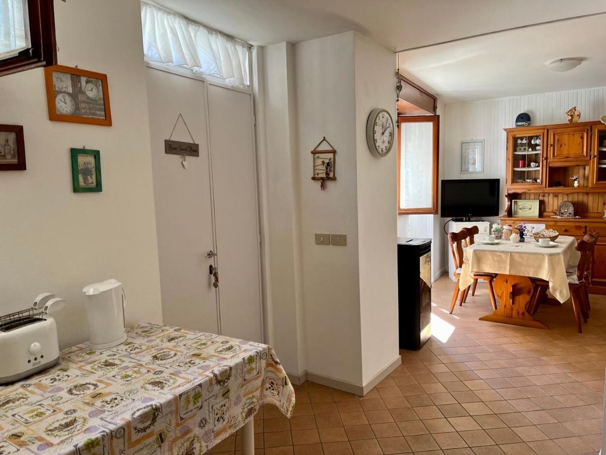 Casa Elena Apartment Sueglio Екстериор снимка