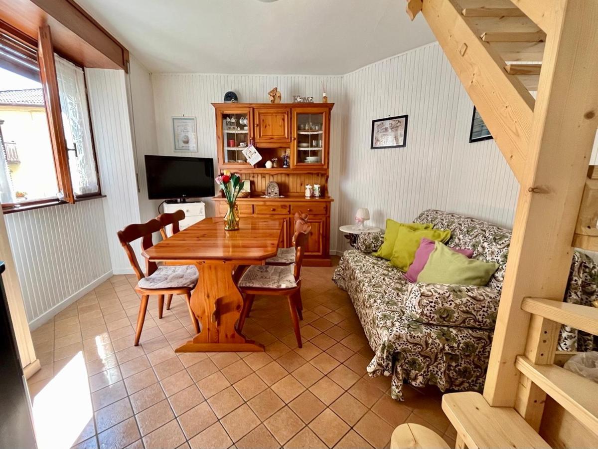 Casa Elena Apartment Sueglio Екстериор снимка